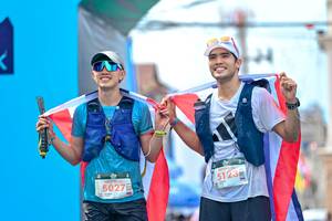 BIB: 5027, 5123
                            <button type="button" onclick="openModal(24883198)" class="btn btn-primary btn-sm float-right btn-popup" data-toggle="modal" data-target=".modal-high-quality">
                        <i class="fas fa-shopping-cart"></i> Add to Cart
                    </button>
                                            <button type="button" onclick="isThisMe(24883198, true)" class="btn btn-success btn-sm float-right btn-popup btn-isme hidden" data-toggle="tooltip" data-placement="bottom" title="นี่คือรูปของคุณใช่ไหม คลิกที่นี่เพื่อเอาเข้าอัลบั้ม">
                        <i class="fas fa-plus"></i> Add to album
                    </button>
                    <button type="button" onclick="isThisMe(24883198, false)" class="btn btn-warning btn-sm float-right btn-popup btn-isnotme hidden">
                        <i class="fas fa-ban"></i> Remove from album
                    </button>